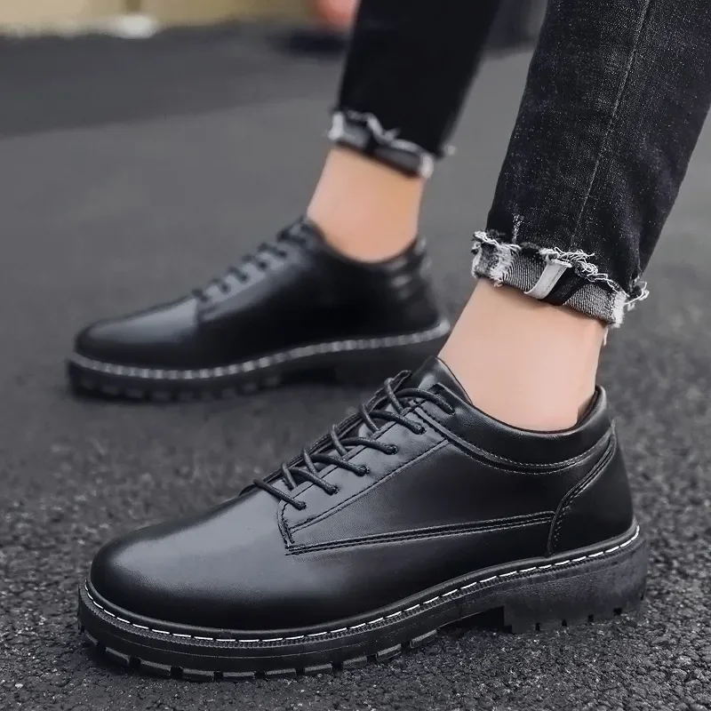 2025 Men Leather Shoes British Style Men Sports Shoes Durable Thick Sole Men's Oxford Formal Leather Shoe Loafers Zapatos De
2025 Men Leather Shoes British Style Men Sports Shoes Durable Thick Sole Men's Oxford Formal Leather Shoe Loafers Zapatos De