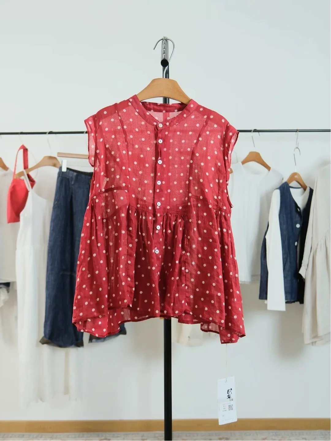 Korean Style Polka Dot Fly Sleeve Shirt Women's Summer Sweet Lightweight Waist Cinched Belted Open Cardigan Top Trendy
Korean Style Polka Dot Fly Sleeve Shirt Women's Summer Sweet Lightweight Waist Cinched Belted Open Cardigan Top Trendy