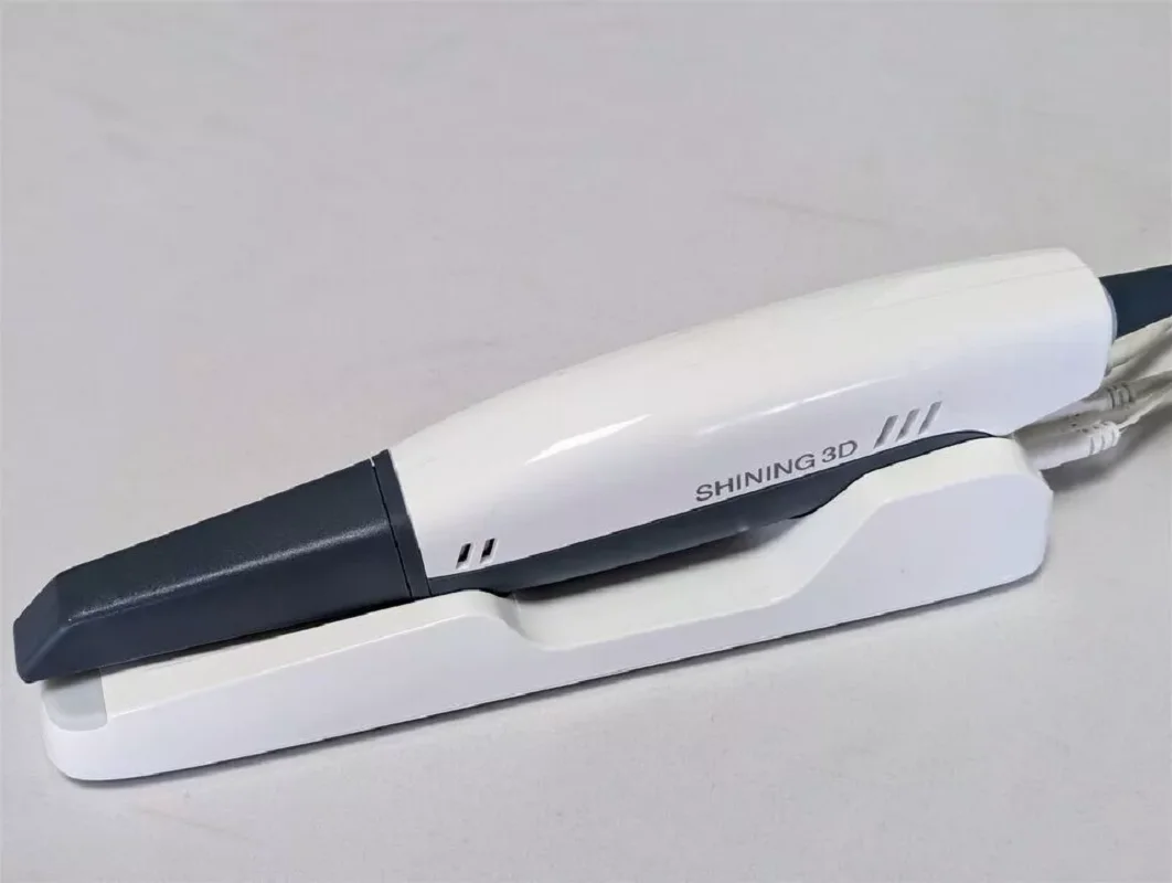BRAND NEW Dental Intra-oral 3D Scanner - Real-time Display with Scanning Software
BRAND NEW Dental Intra-oral 3D Scanner - Real-time Display with Scanning Software