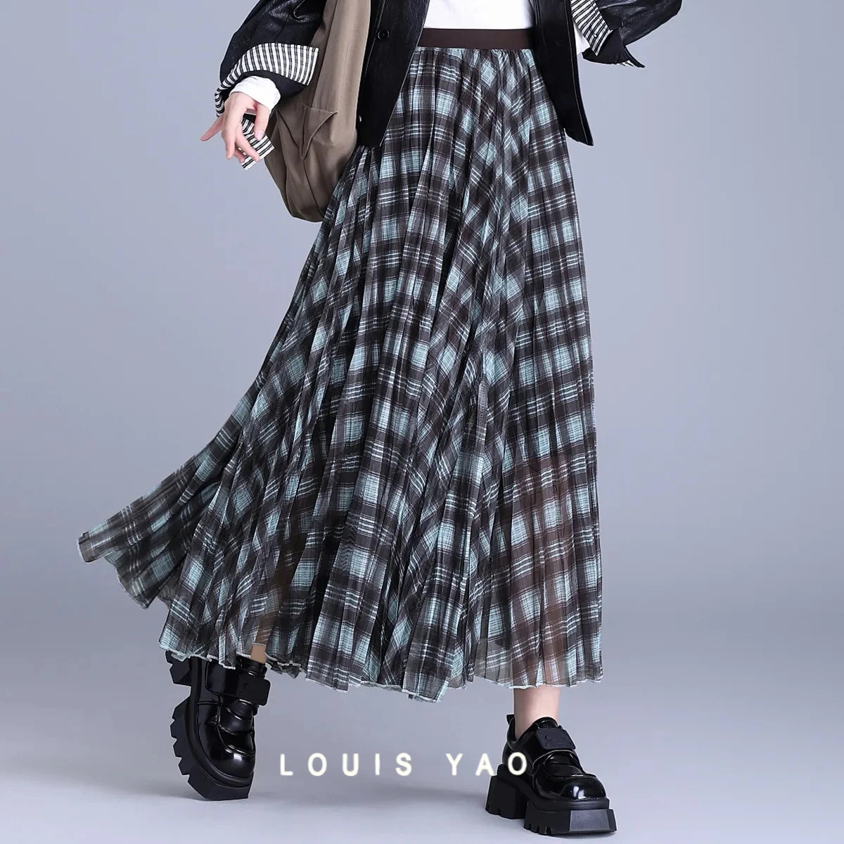 LOUIS YAO клетчатая женская юбка с высокой талией, осень 2022, модная милая повседневная женская длинная юбка контрастного цвета с эластичной резинкой на талии
LOUIS YAO клетчатая женская юбка с высокой талией, осень 2022, модная милая повседневная женская длинная юбка контрастного цвета с эластичной резинкой на талии