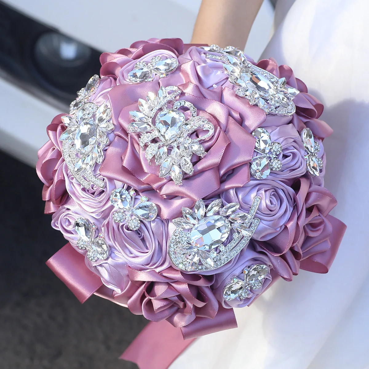 YeeNanee Fancy Mauve Bridal Bouquet with Butterfly Rhinestones Handmade Satin Rose Wedding Bouquets for Quinceanera Ceremony
YeeNanee Fancy Mauve Bridal Bouquet with Butterfly Rhinestones Handmade Satin Rose Wedding Bouquets for Quinceanera Ceremony