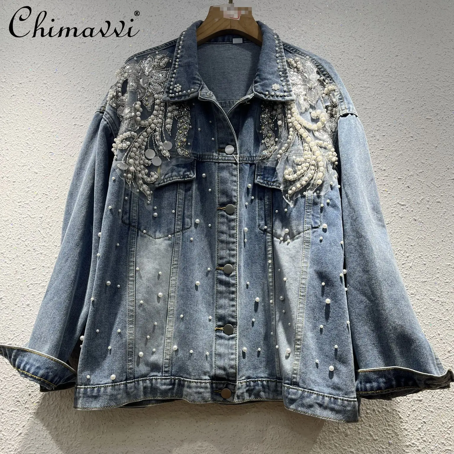 Heavy Beaded Denim Jacket for Women 2026 Spring Autumn New Fashion High-street Loose Fit Slimming Versatile Denim Coat Top
Heavy Beaded Denim Jacket for Women 2026 Spring Autumn New Fashion High-street Loose Fit Slimming Versatile Denim Coat Top