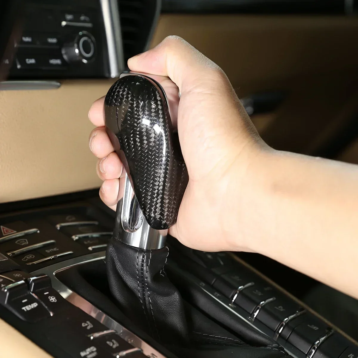 Для Porsche Boxster 2009 2010 2011 2012 2013 2014 2015 из настоящего углеродного волокна, автомобильная крышка переключения передач, наклейка, автомобильные аксессуары
Для Porsche Boxster 2009 2010 2011 2012 2013 2014 2015 из настоящего углеродного волокна, автомобильная крышка переключения передач, наклейка, автомобильные аксессуары