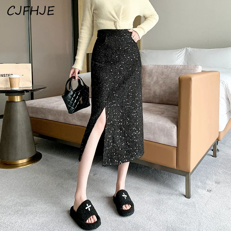 CJFHJE New Korean Style Women's Sequin Side Slit Wrapped Hip Skirt Spring Retro Fashion Women High Waisted Mid Length Skirt
CJFHJE New Korean Style Women's Sequin Side Slit Wrapped Hip Skirt Spring Retro Fashion Women High Waisted Mid Length Skirt