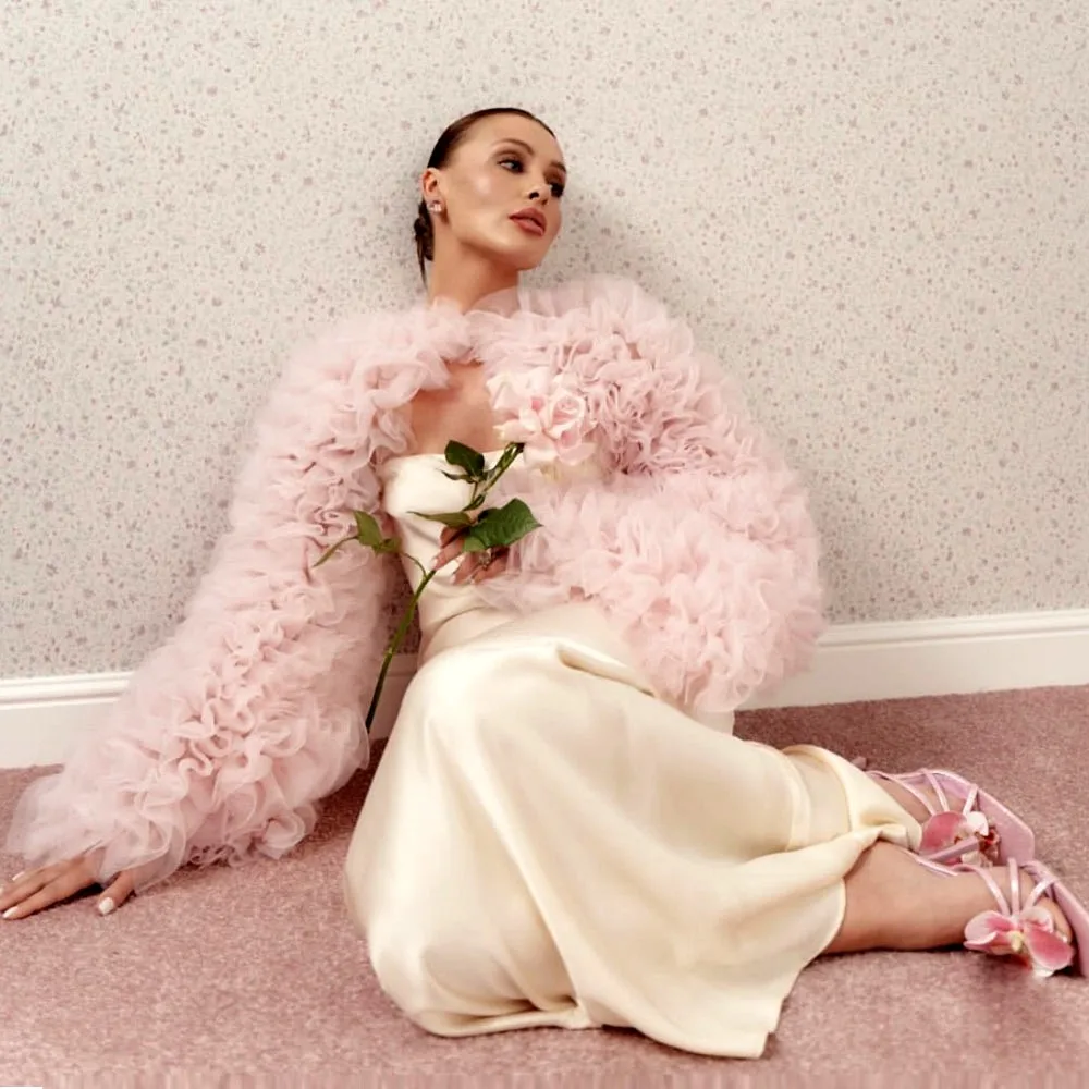 Chic Puffy Pink Birthday Coat For Photoshoots Long Sleeve Evening Party Jacket Fluffy Tulle Coat Women Outwear Clubwear Top
Chic Puffy Pink Birthday Coat For Photoshoots Long Sleeve Evening Party Jacket Fluffy Tulle Coat Women Outwear Clubwear Top
