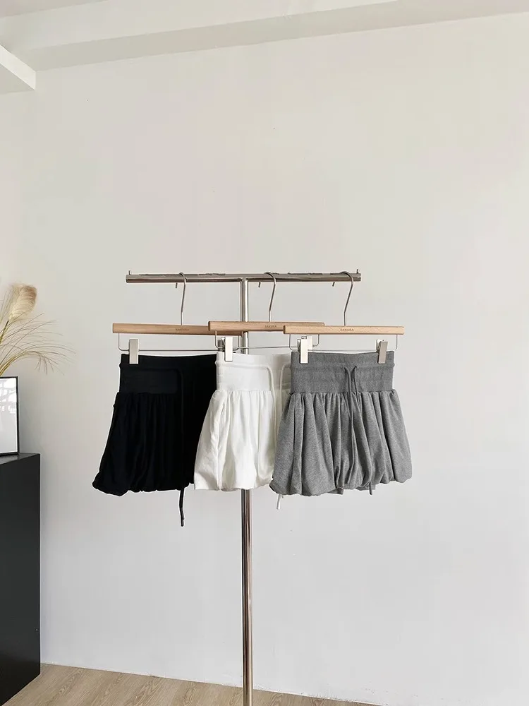 Spring New American Sweet And Spicy Bloom Puffy Skirt Women's Small Size Elastic Waist Drawstring Design Half-length Short Skirt
Spring New American Sweet And Spicy Bloom Puffy Skirt Women's Small Size Elastic Waist Drawstring Design Half-length Short Skirt