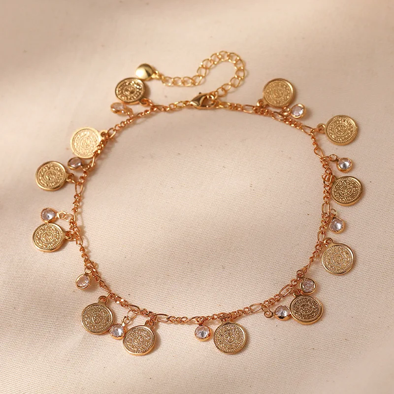 Chic 18k Gold Plated Small Circular Pendant Metal Chain Anklets for Women White Zircon Jewelry Accessories Female Gifts
Chic 18k Gold Plated Small Circular Pendant Metal Chain Anklets for Women White Zircon Jewelry Accessories Female Gifts