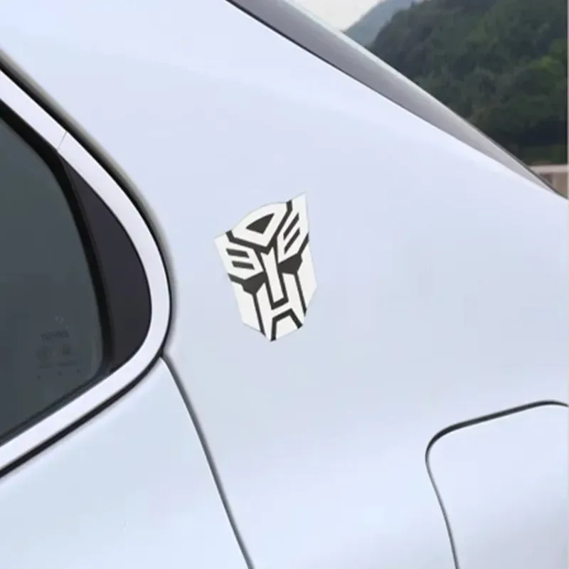 Car Styling metal 3D Car Stickers Cool Autobots Logo Transformers Badge Emblem Tail Decal Motorcycle bicycle Car decoration
Car Styling metal 3D Car Stickers Cool Autobots Logo Transformers Badge Emblem Tail Decal Motorcycle bicycle Car decoration