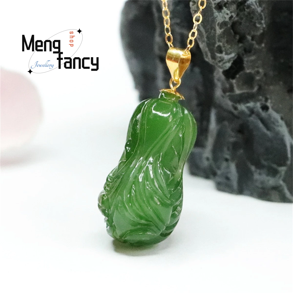 Natural Hotan Jade Spinach Green Cabbage With 18k Pendant Necklace Simple Magnificent Personality Retro Fashion Boutique Jewelry
Natural Hotan Jade Spinach Green Cabbage With 18k Pendant Necklace Simple Magnificent Personality Retro Fashion Boutique Jewelry