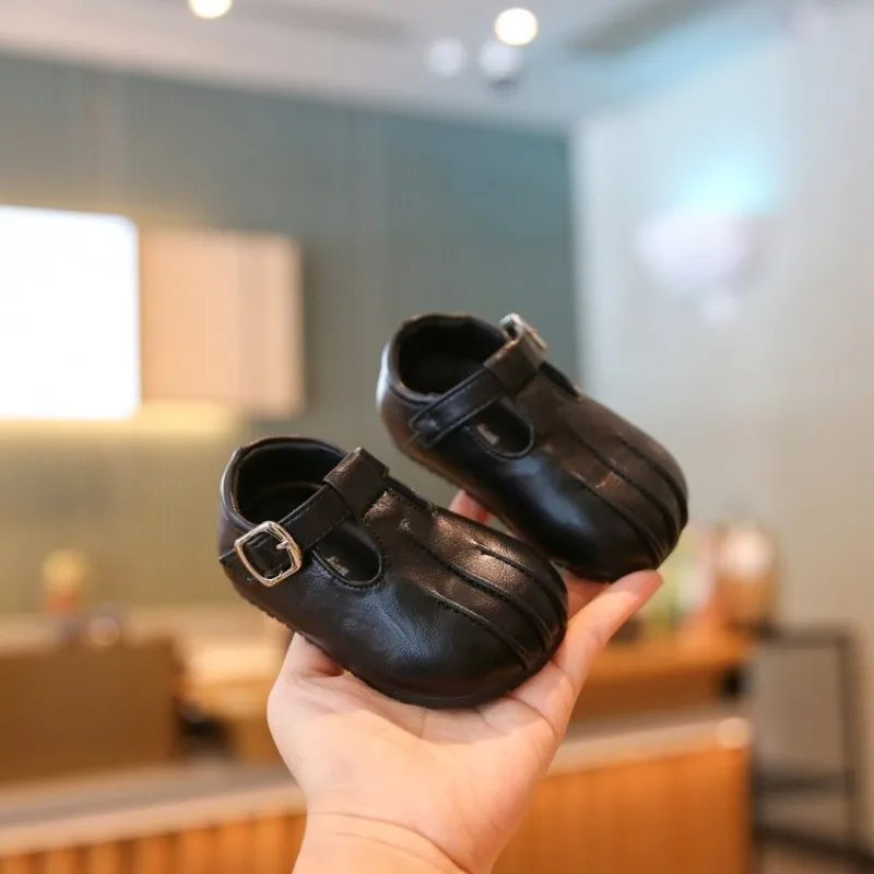 Baby Walking Shoes Soild Color Versatile Toddler Flat Shoes Round Toes Soft Sole 2026 Brand New Kids Leather Shoes Korean Style
Baby Walking Shoes Soild Color Versatile Toddler Flat Shoes Round Toes Soft Sole 2026 Brand New Kids Leather Shoes Korean Style