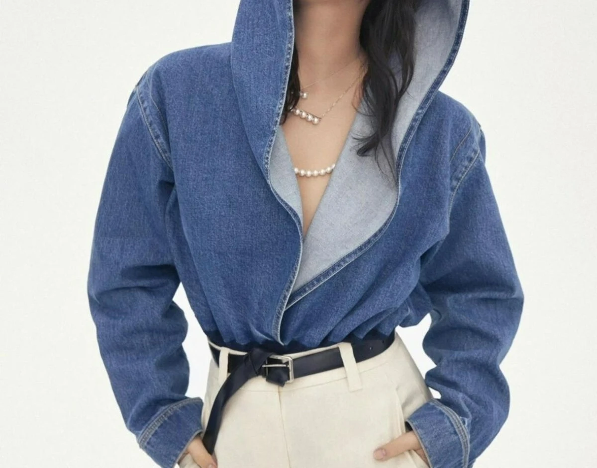 2025 Autumn New Top Gentle Style High-end Feel Blue Loose Casual Hooded Denim Short Jacket
2025 Autumn New Top Gentle Style High-end Feel Blue Loose Casual Hooded Denim Short Jacket