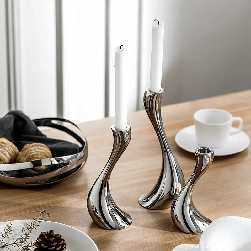Nordic Golden & Sliver Metal Candle Holders Decor for Table Decorative Candlestick for Home Decoration Room Decor Weddings Gifts
Nordic Golden & Sliver Metal Candle Holders Decor for Table Decorative Candlestick for Home Decoration Room Decor Weddings Gifts