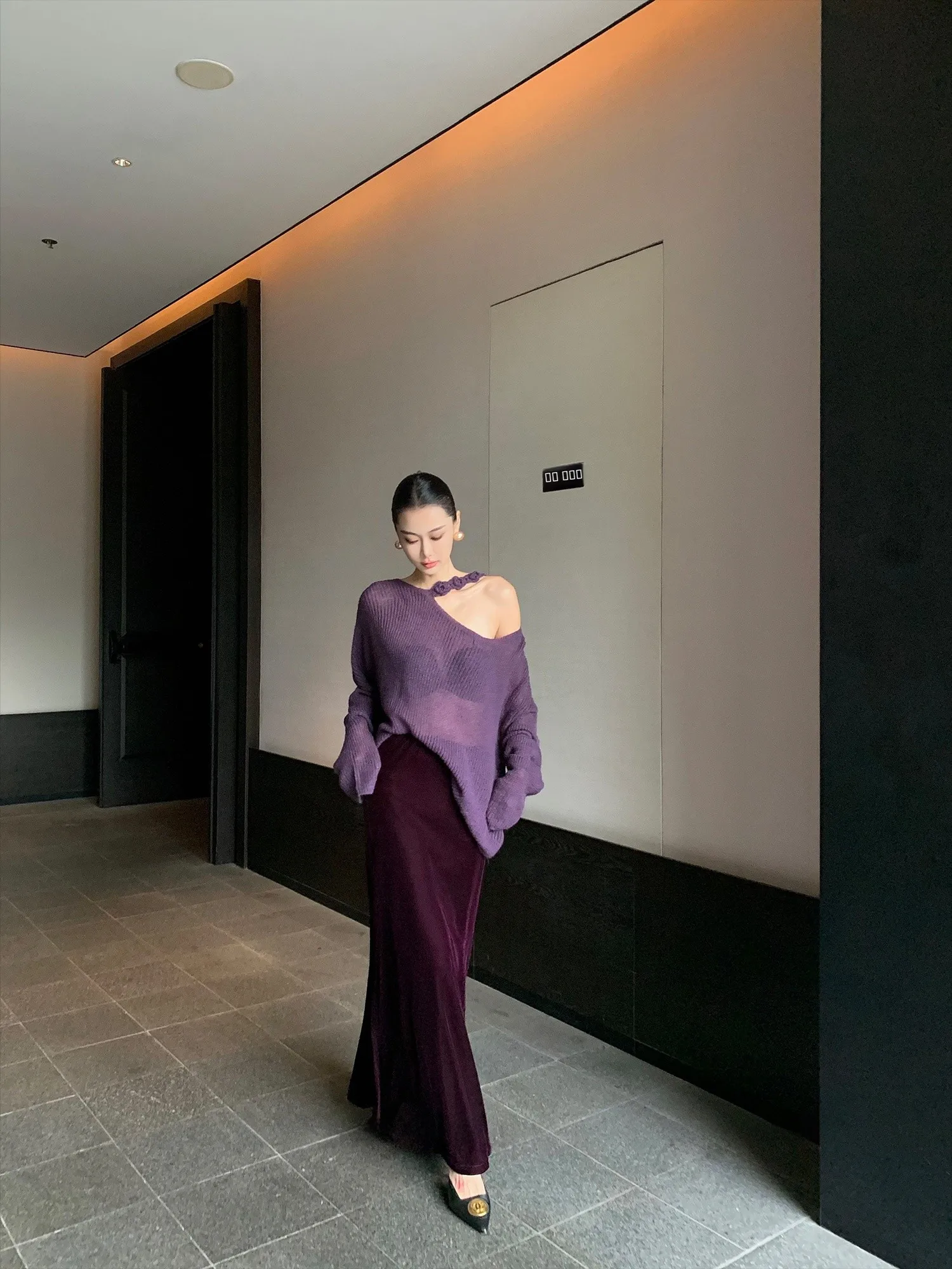 Новый осенне-зимний вязаный свитер Dongni3 из шерсти с открытыми плечами, свободного кроя, фиолетовый, с длинными рукавами, для женщин
Новый осенне-зимний вязаный свитер Dongni3 из шерсти с открытыми плечами, свободного кроя, фиолетовый, с длинными рукавами, для женщин