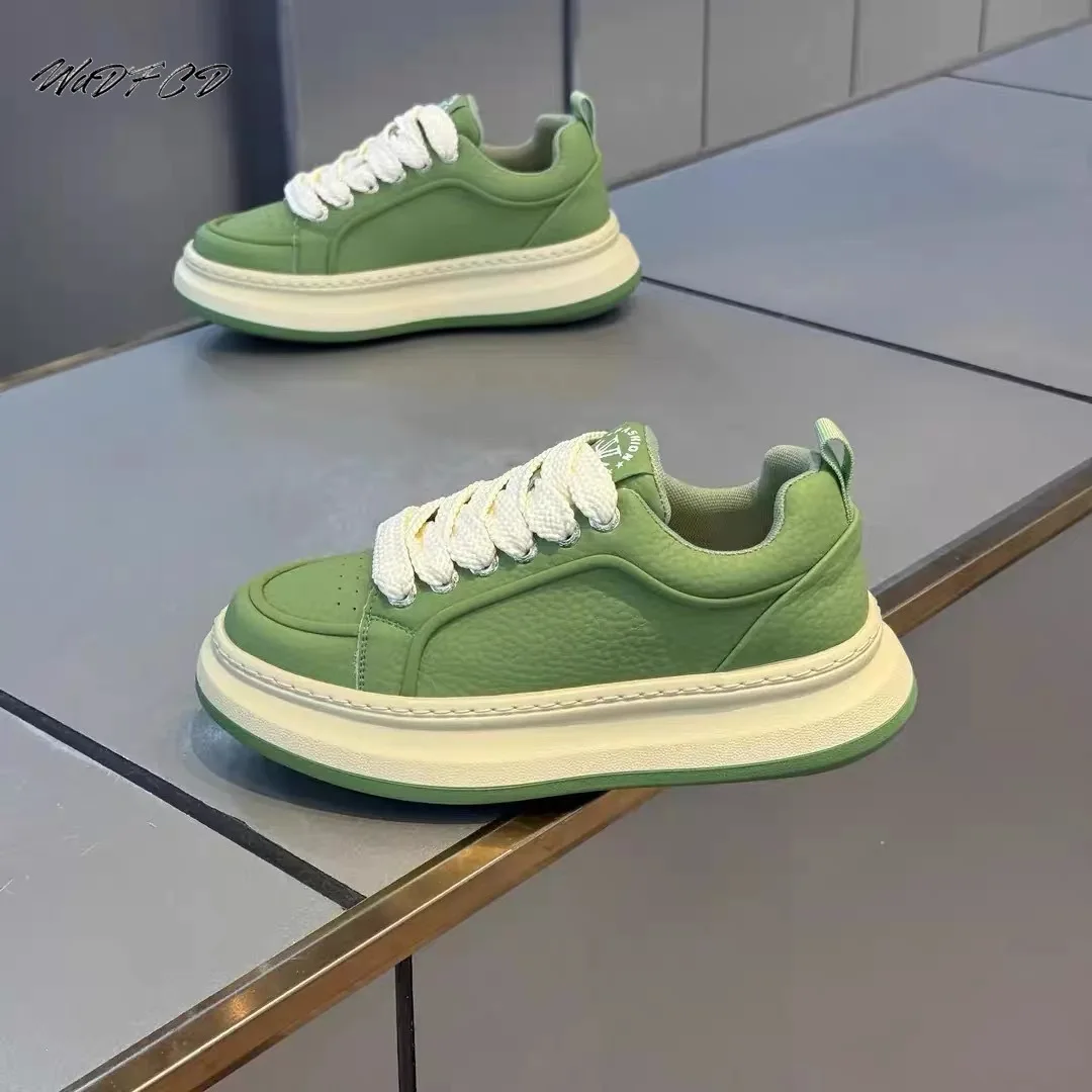 Массивные кроссовки, мужские оригинальные дизайнерские туфли для досок, модная повседневная кожаная дышащая спортивная обувь на плоской платформе с увеличенной высотой
Массивные кроссовки, мужские оригинальные дизайнерские туфли для досок, модная повседневная кожаная дышащая спортивная обувь на плоской платформе с увеличенной высотой