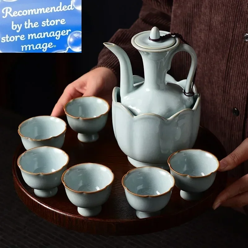 Chinese liquor glass set household spirit glass wine set ceramic jug Qingru kiln wine glass warm jug
Chinese liquor glass set household spirit glass wine set ceramic jug Qingru kiln wine glass warm jug