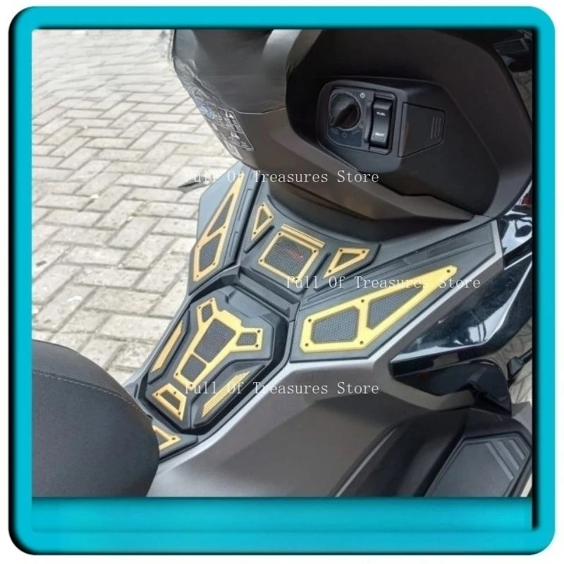 Rubber Decorative Stickers Suitable for ADV160 2022-2024 Motorcycle Pedal Fuel Tank Protection Stickers
Rubber Decorative Stickers Suitable for ADV160 2022-2024 Motorcycle Pedal Fuel Tank Protection Stickers