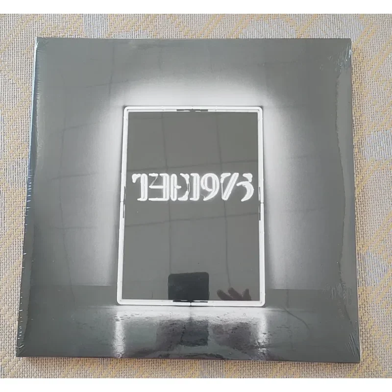 Genuine Guarantee Out-of-Print Transparent THE 1975 Namesake Vinyl 2LP Record for Fans
Genuine Guarantee Out-of-Print Transparent THE 1975 Namesake Vinyl 2LP Record for Fans