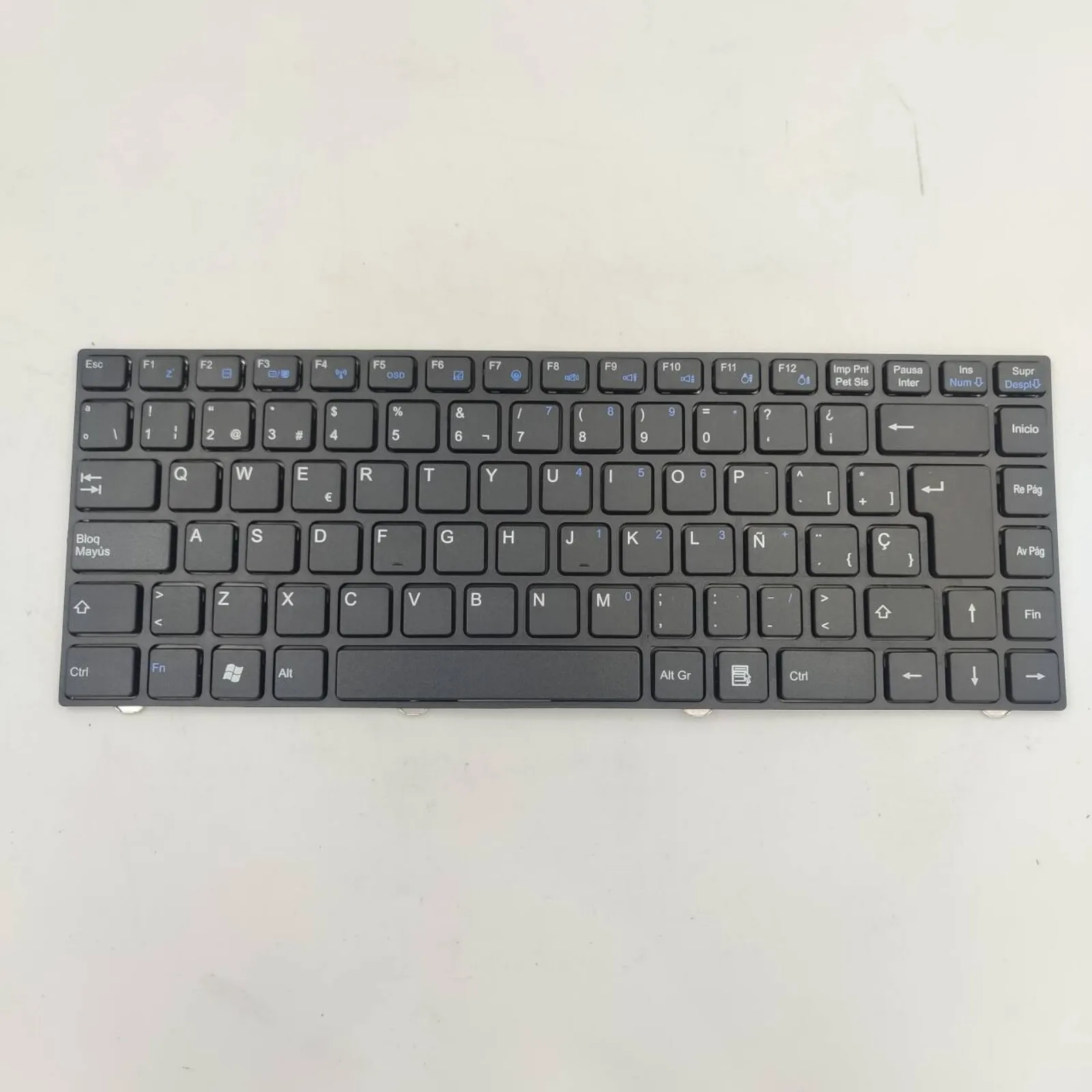 SP Layout Laptop Keyboard for Mechanic M410A T47 Xuanlong A5 QJW402 K5-245HN3 Hasee K550D I3 I5 I7 D1 D2 JW5 JW2 QJW401
SP Layout Laptop Keyboard for Mechanic M410A T47 Xuanlong A5 QJW402 K5-245HN3 Hasee K550D I3 I5 I7 D1 D2 JW5 JW2 QJW401