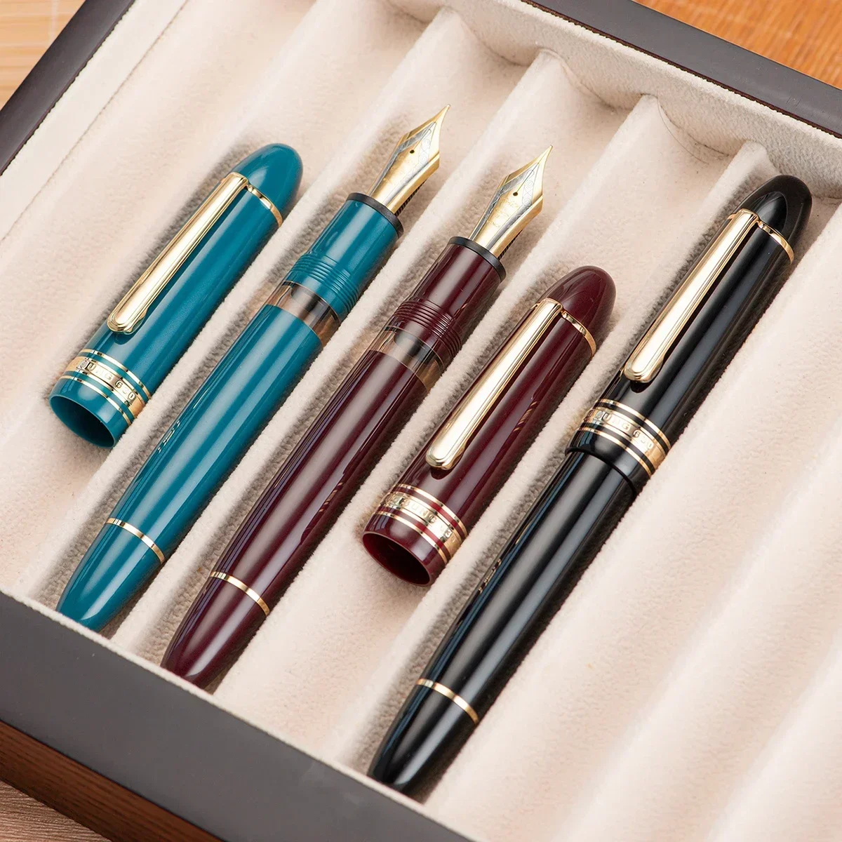 New Yongsheng 630 Piston Filling Fountain Pen Resin Fine Nib with Golden Clip Smooth Writing Office Gift Pen
New Yongsheng 630 Piston Filling Fountain Pen Resin Fine Nib with Golden Clip Smooth Writing Office Gift Pen