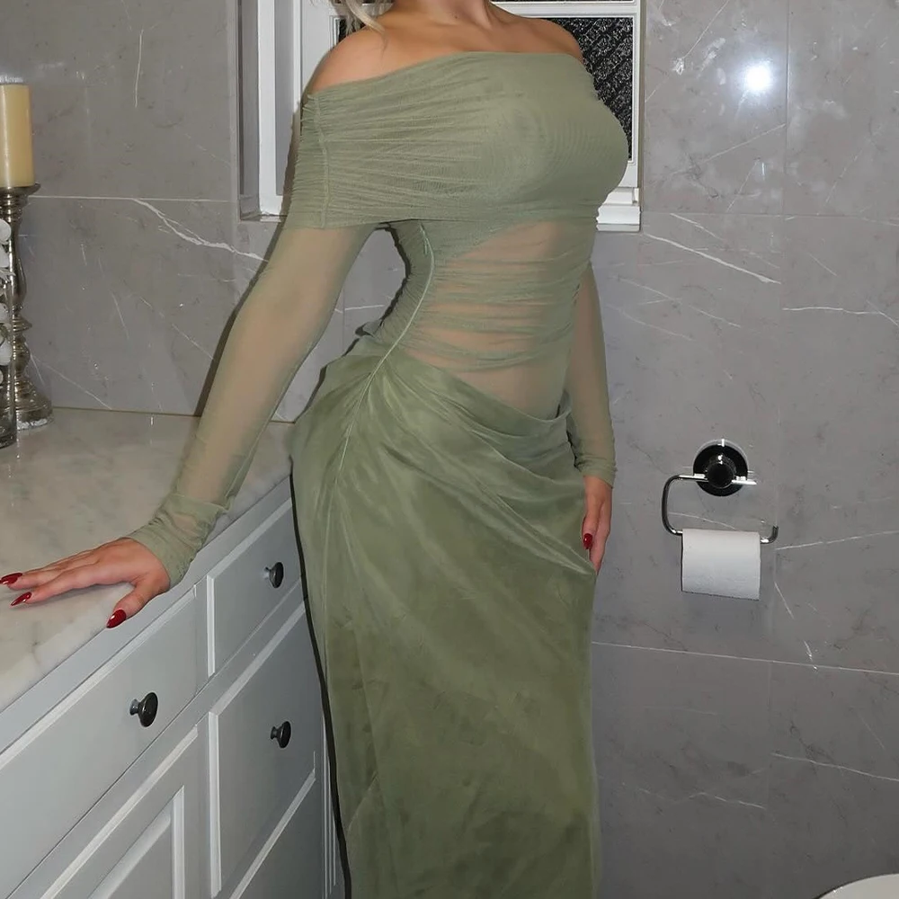 Straight Boat Neck Velvet and Organz Full Sleeves Fashion and High Quality Evening Dresses Custom Size Pleats Saudi Arabia 2024
Straight Boat Neck Velvet and Organz Full Sleeves Fashion and High Quality Evening Dresses Custom Size Pleats Saudi Arabia 2024