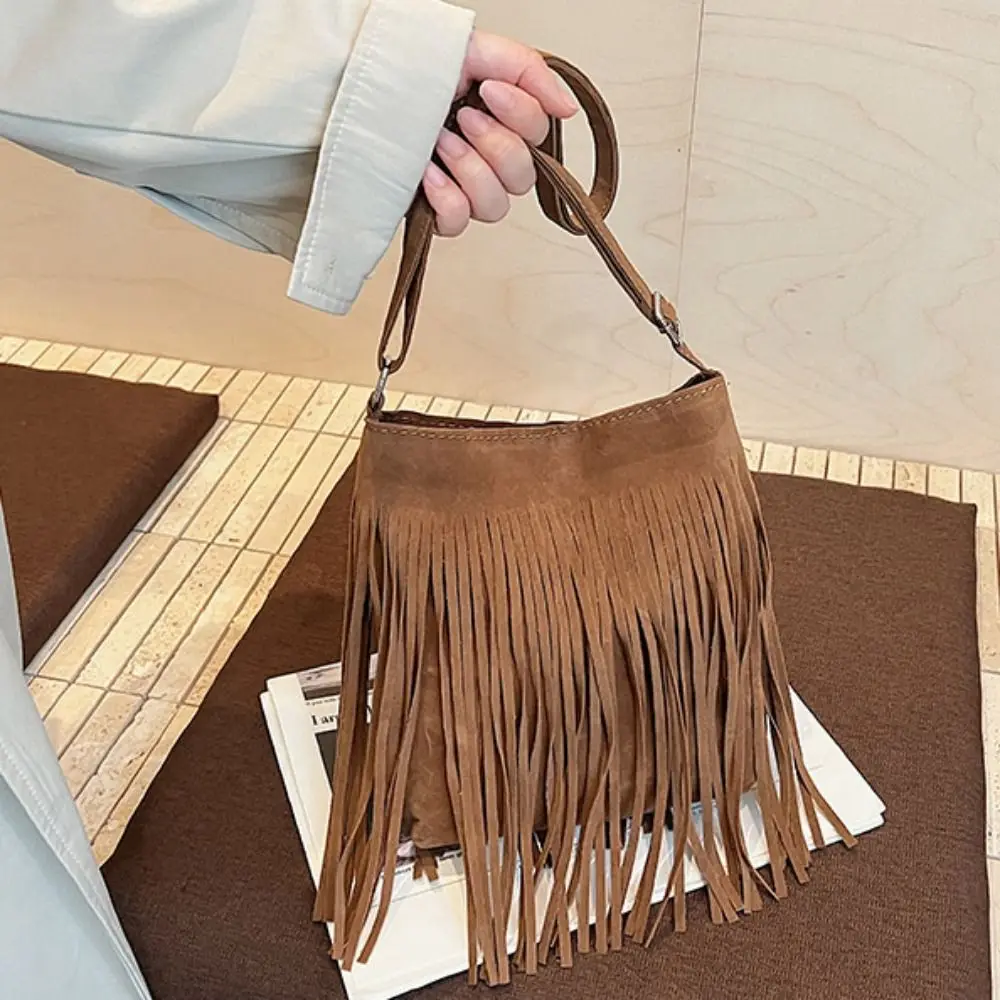 Замшевая сумка-мессенджер с бахромой в корейском стиле, однотонная большая вместительная сумка через плечо с кисточками из искусственной кожи, сумка через плечо в этническом стиле 
Замшевая сумка-мессенджер с бахромой в корейском стиле, однотонная большая вместительная сумка через плечо с кисточками из искусственной кожи, сумка через плечо в этническом стиле
