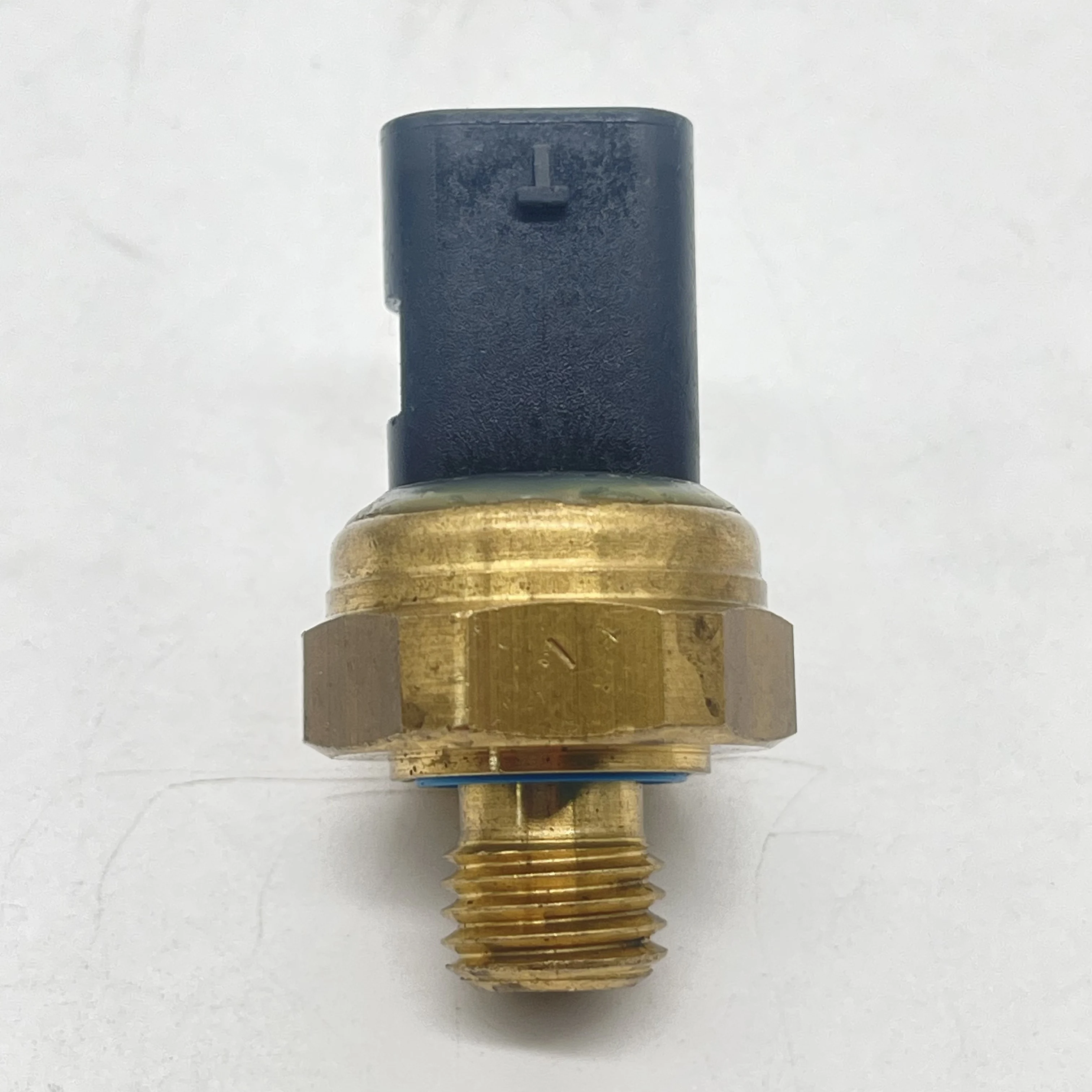 СТАПАТ 7592532 Новый датчик давления масла 9802152780 Для BMW Peugeot 3008 308CC/SW C4L RCZ 207CC Citroen C4 DS4 81CP18-01
СТАПАТ 7592532 Новый датчик давления масла 9802152780 Для BMW Peugeot 3008 308CC/SW C4L RCZ 207CC Citroen C4 DS4 81CP18-01
