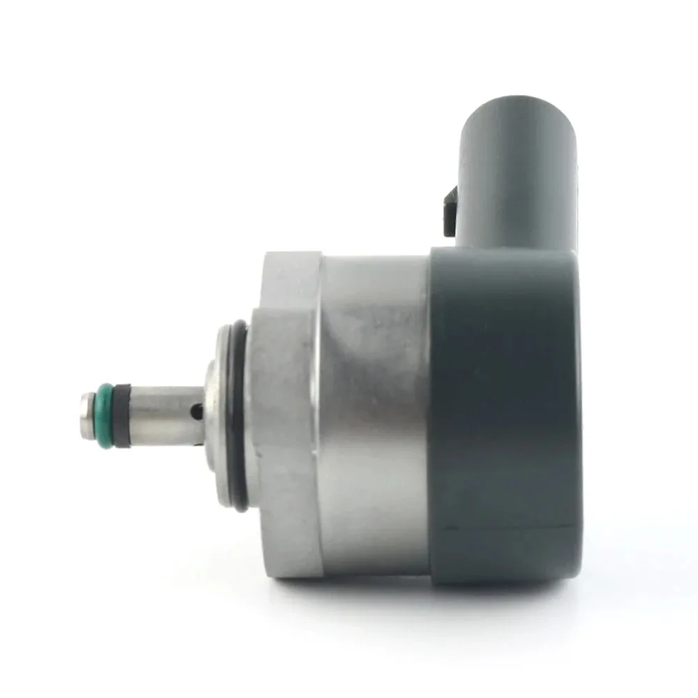 Q High Quality Fuel Rail Pressure Regulator Control Valve 0281002241 A6110780149
Q High Quality Fuel Rail Pressure Regulator Control Valve 0281002241 A6110780149