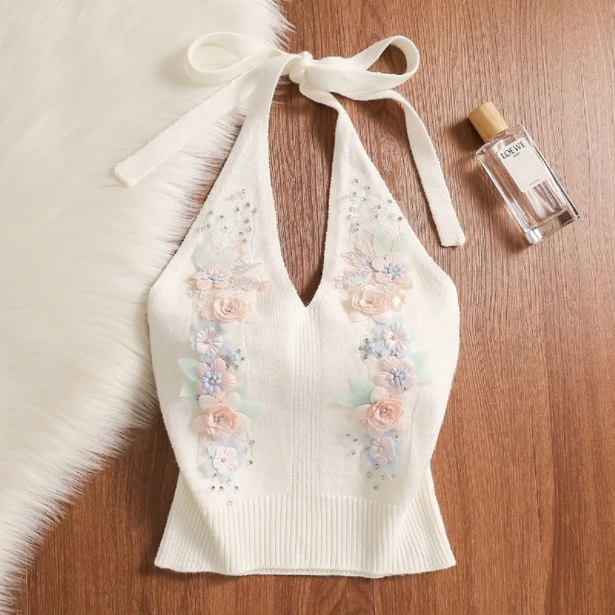 Rhinestone Summer Luxury Beading Knitted Crop Tank Top Women Light Thin Pearl Shiny Crystal 3d Flower Korean Fashion Sweater
Rhinestone Summer Luxury Beading Knitted Crop Tank Top Women Light Thin Pearl Shiny Crystal 3d Flower Korean Fashion Sweater