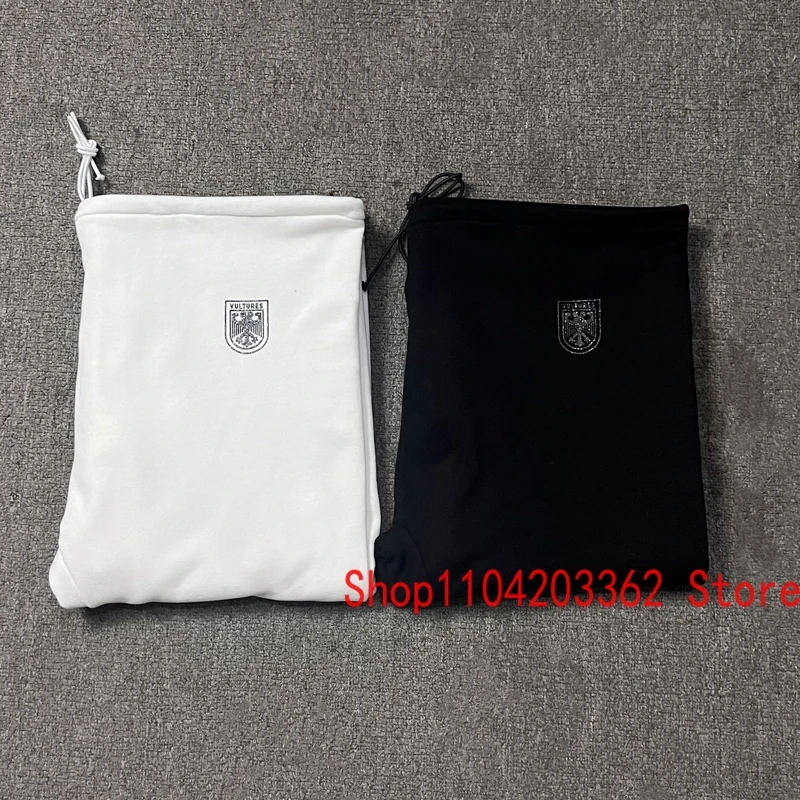 Streetwear Kanye West Sweatpants Classic Black White Fleece Straight Casual Pants Daily Casual Men Women Trend Vultures Trousers
Streetwear Kanye West Sweatpants Classic Black White Fleece Straight Casual Pants Daily Casual Men Women Trend Vultures Trousers