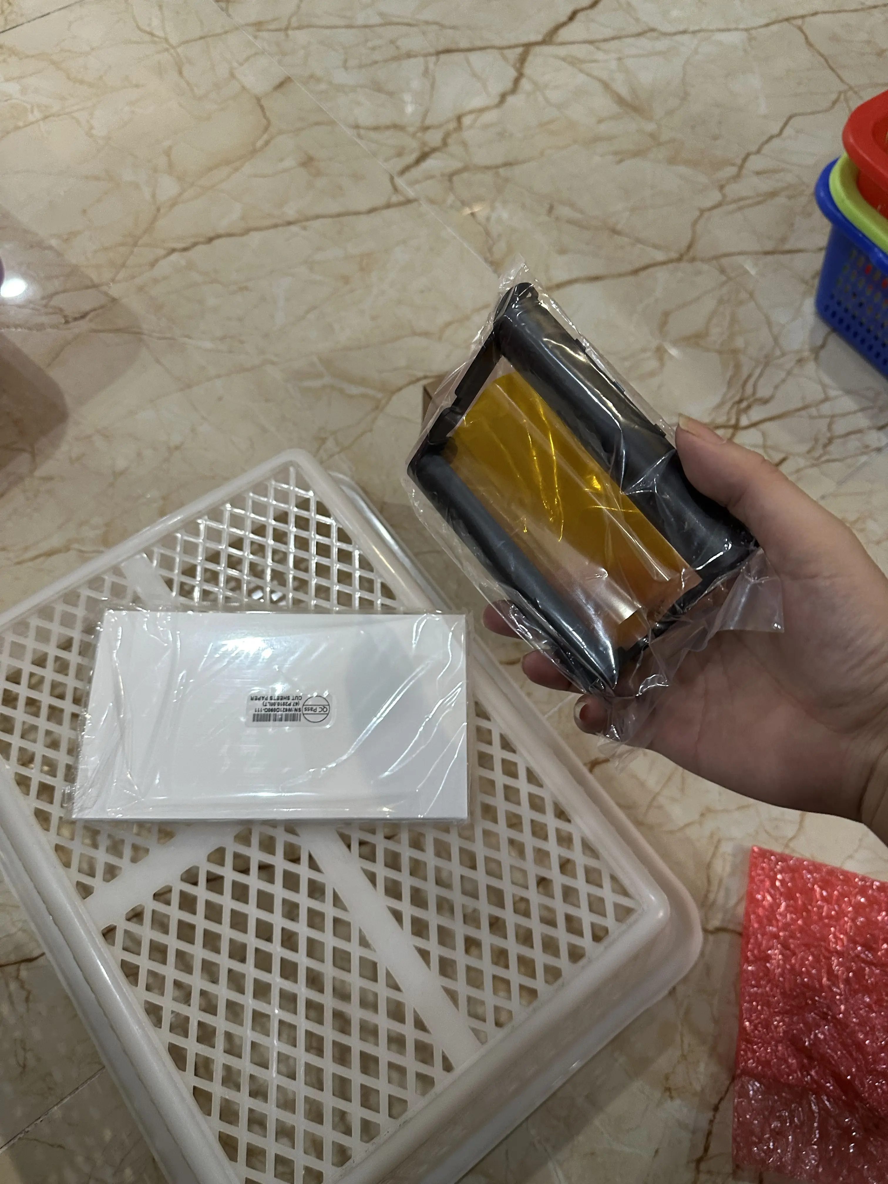 Новая фотобумага для Hiti S420, 100 отпечатков, 1000 листов изображений для H-iti S 420 p3411 p3410 p3414 
Новая фотобумага для Hiti S420, 100 отпечатков, 1000 листов изображений для H-iti S 420 p3411 p3410 p3414