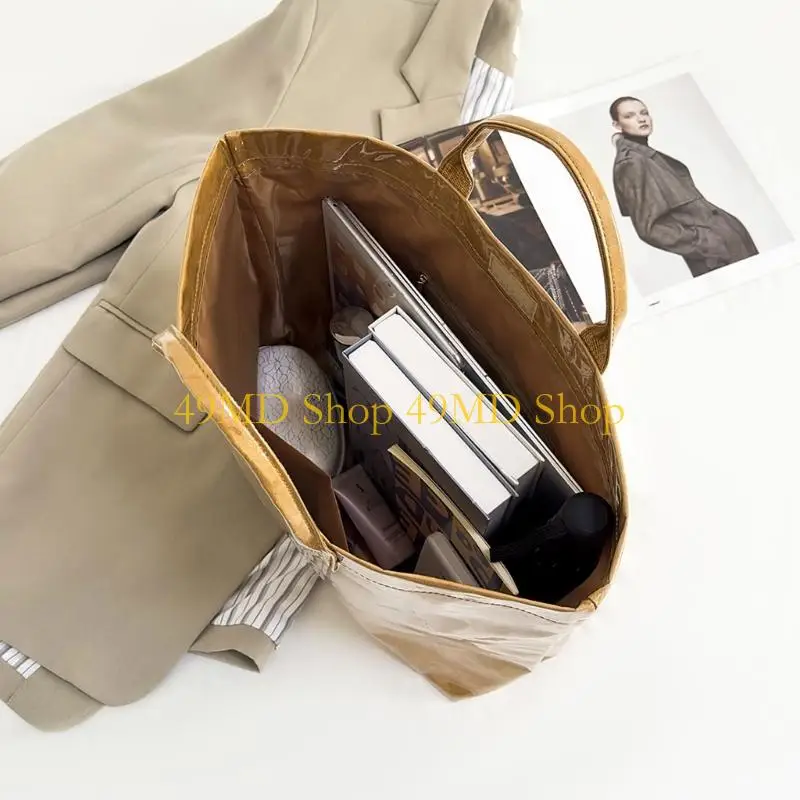49MD Functional PVC Top Handle Bag with Unique Kraft Paper Design Spacious Interior Commuters Handbag for Daily Essential
49MD Functional PVC Top Handle Bag with Unique Kraft Paper Design Spacious Interior Commuters Handbag for Daily Essential