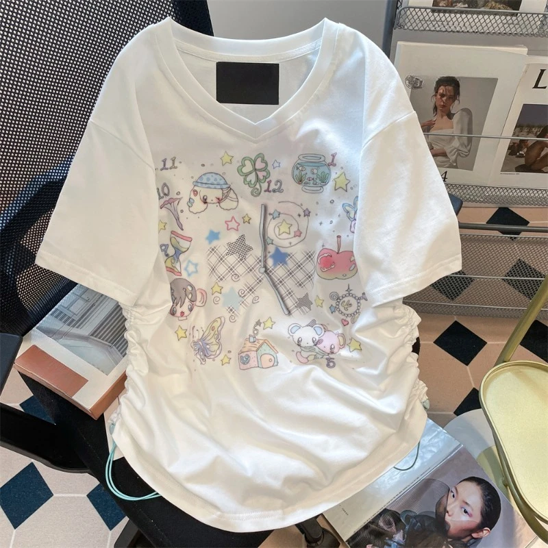 Japanese Sweet Kawaii T Shirts Cartoon Print Draw String Design V Neck Tops Loose All Match Tees 2025 Summer New Women Clothing
Japanese Sweet Kawaii T Shirts Cartoon Print Draw String Design V Neck Tops Loose All Match Tees 2025 Summer New Women Clothing