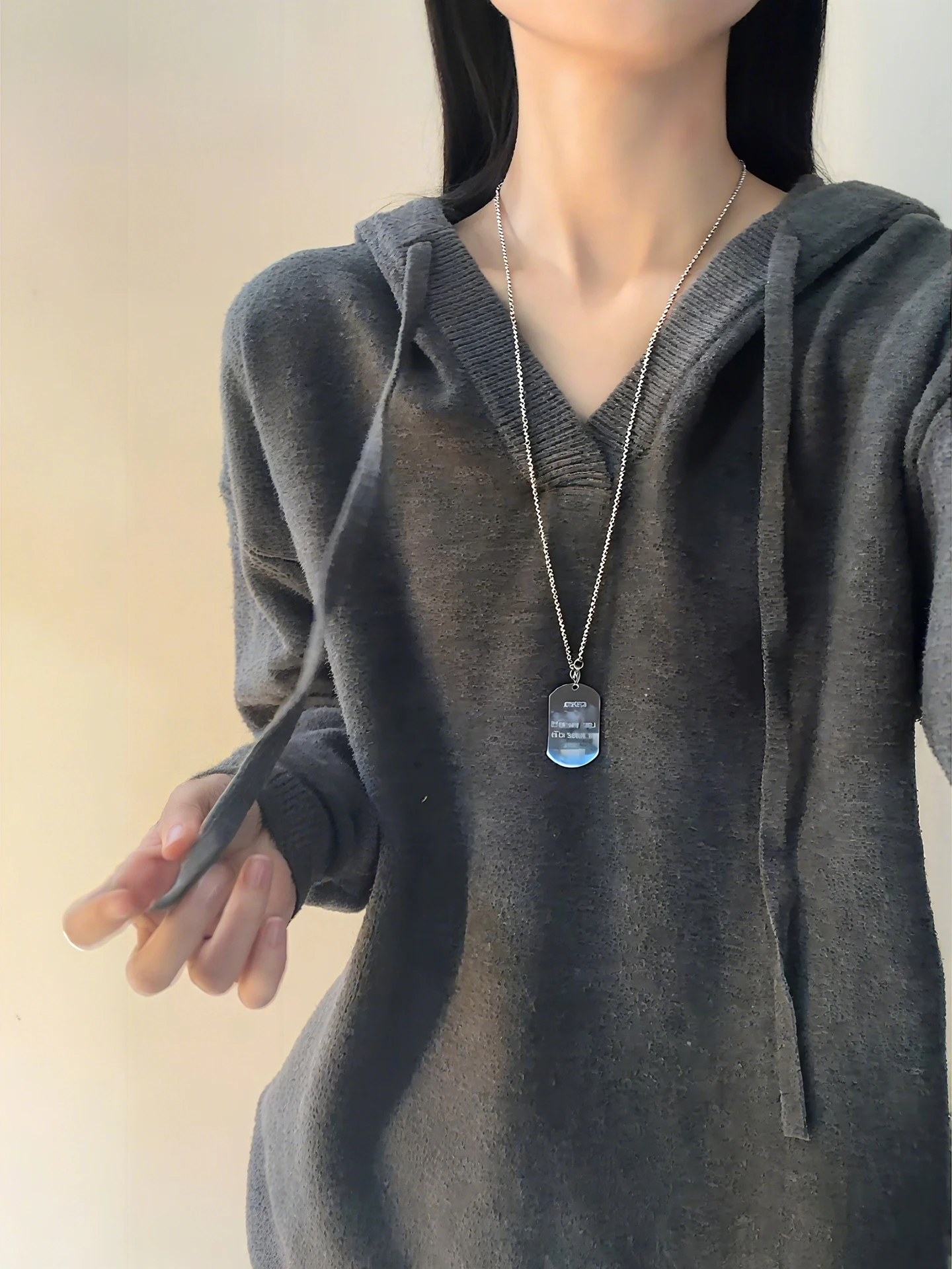 Мужская толстовка Deep Ey Cleanfit: осенне-зимний вязаный свитер в американском ретро-стиле, свободный крой, удлиненный рукав
Мужская толстовка Deep Ey Cleanfit: осенне-зимний вязаный свитер в американском ретро-стиле, свободный крой, удлиненный рукав