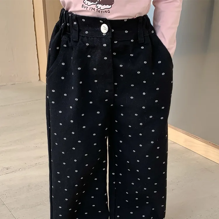 Children Clothing Girls Pants 2024 Spring New Fashionable Korean Style Flower Jeans Boys Girls Casual Printed Straight Leg Pants
Children Clothing Girls Pants 2024 Spring New Fashionable Korean Style Flower Jeans Boys Girls Casual Printed Straight Leg Pants