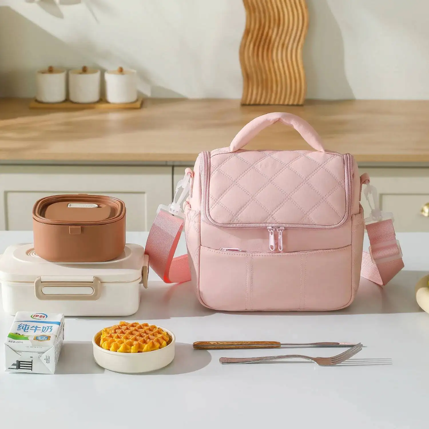 Водонепроницаемая легкая сумка для хранения свежих продуктов, сумка для обеда, изолированная сумка для обеда, ручная сумка для офисного работника, дорогоценная сумка Bento
Водонепроницаемая легкая сумка для хранения свежих продуктов, сумка для обеда, изолированная сумка для обеда, ручная сумка для офисного работника, дорогоценная сумка Bento