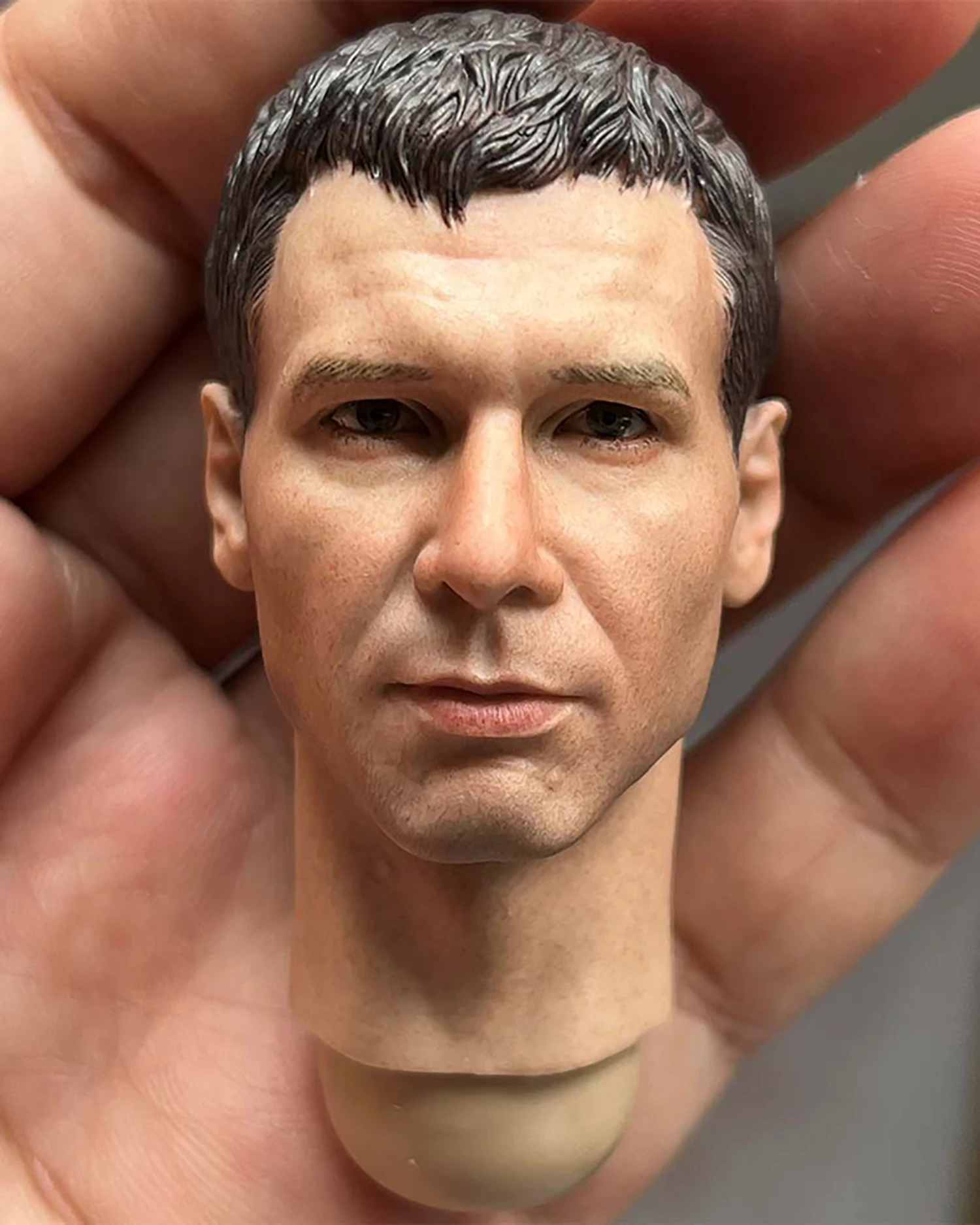 1/6 год, убийца Рика, кард Харрисона, голова Форда, резная, подходит для 12-дюймовой экшн-фигурки
1/6 год, убийца Рика, кард Харрисона, голова Форда, резная, подходит для 12-дюймовой экшн-фигурки
