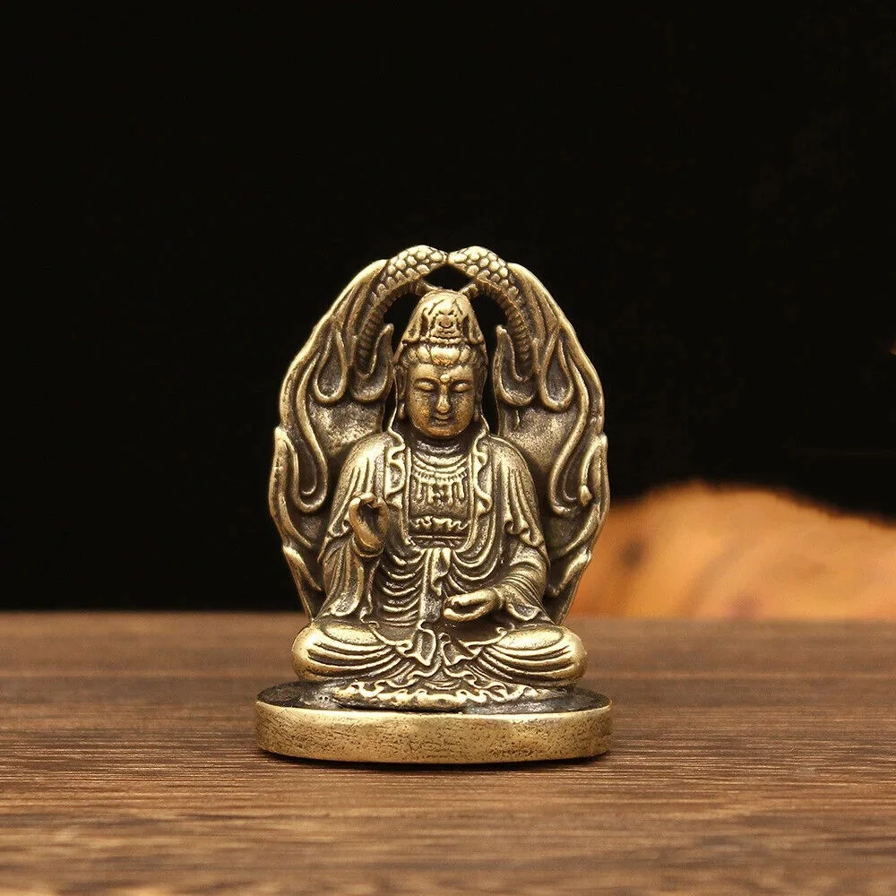 Brass exquisite handicraft Small Portable Safety Buddha Pocket Buddha Bronze Statue
Brass exquisite handicraft Small Portable Safety Buddha Pocket Buddha Bronze Statue