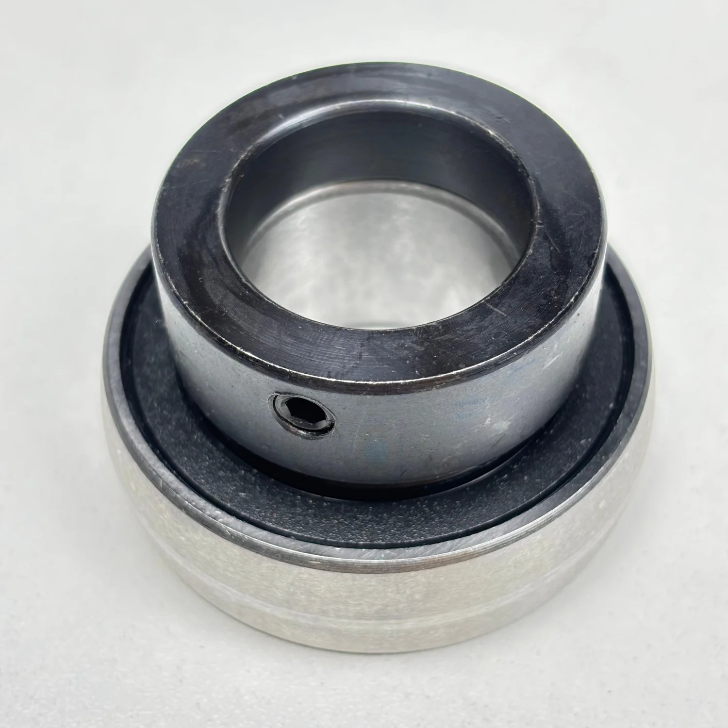 Auger Bearing JD39102 For John Deere 9400 9500 9600 CTS 212P 450 622X 722X Engine
Auger Bearing JD39102 For John Deere 9400 9500 9600 CTS 212P 450 622X 722X Engine