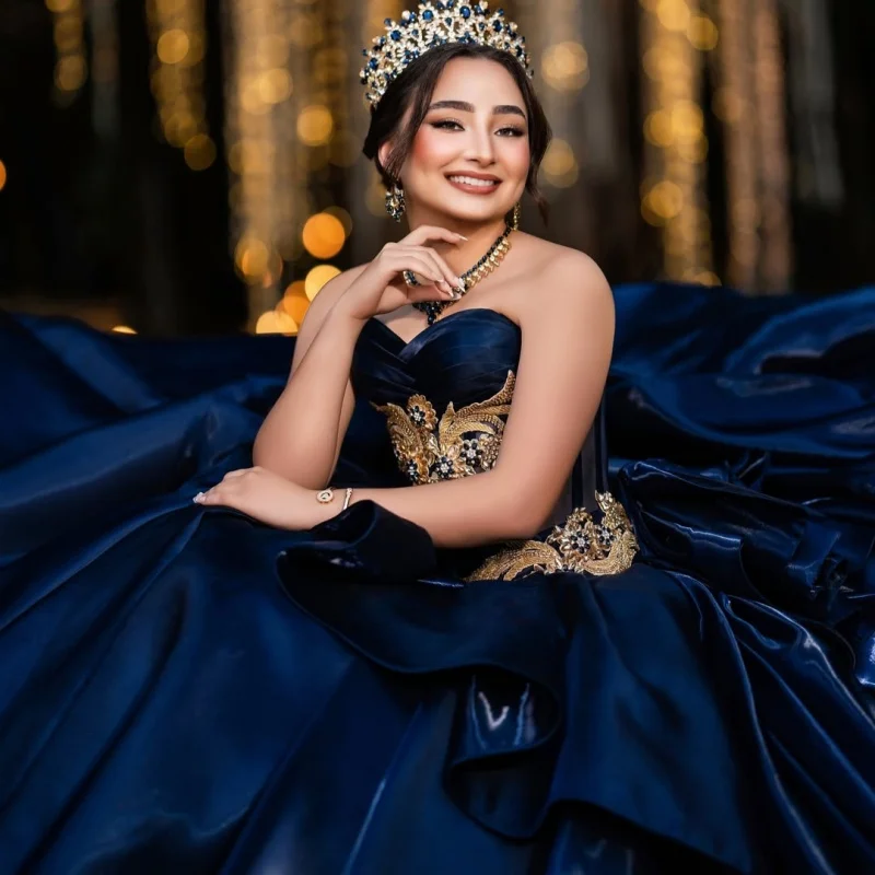 Satin Blue Quinceanera Dress Glitter Decal Lace Long tail off-shoulder Bow Vestidos De 15 Quinceanera Customiz
Satin Blue Quinceanera Dress Glitter Decal Lace Long tail off-shoulder Bow Vestidos De 15 Quinceanera Customiz