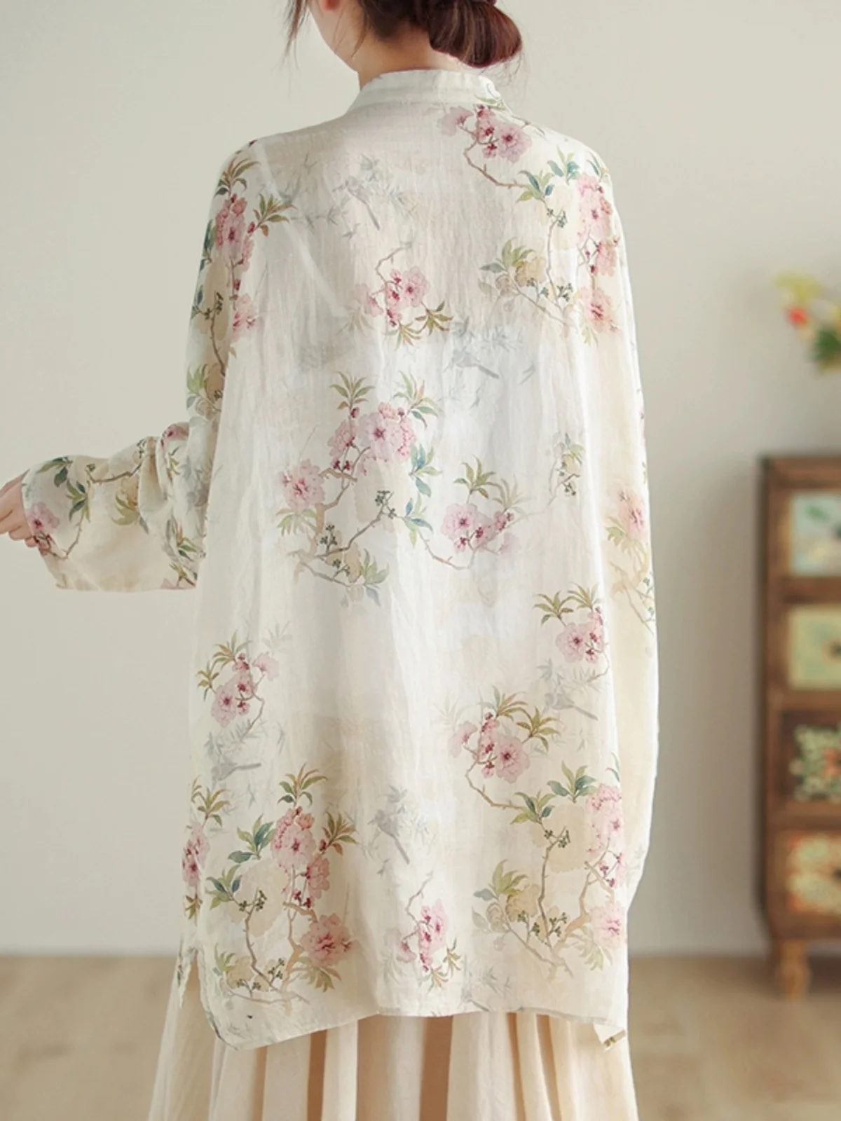 Retro Sle Cotton Linen irt Jaet Printed Stand Collar Button up Long Sve Women's plus Size Summer New Faion Sun Pro...
Retro Sle Cotton Linen irt Jaet Printed Stand Collar Button up Long Sve Women's plus Size Summer New Faion Sun Pro...