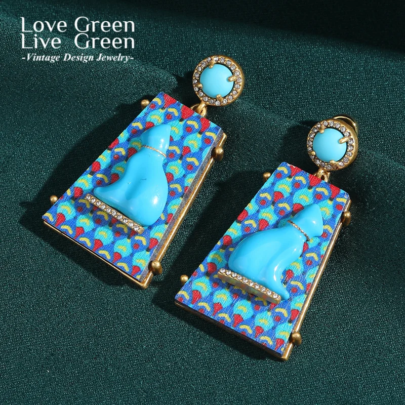 Vintage Blue Enamel Cat Drop Earrings Luxury Designer Rhinestone Gold Color Accessories Women Quality Jewelry 2025 Trends
Vintage Blue Enamel Cat Drop Earrings Luxury Designer Rhinestone Gold Color Accessories Women Quality Jewelry 2025 Trends