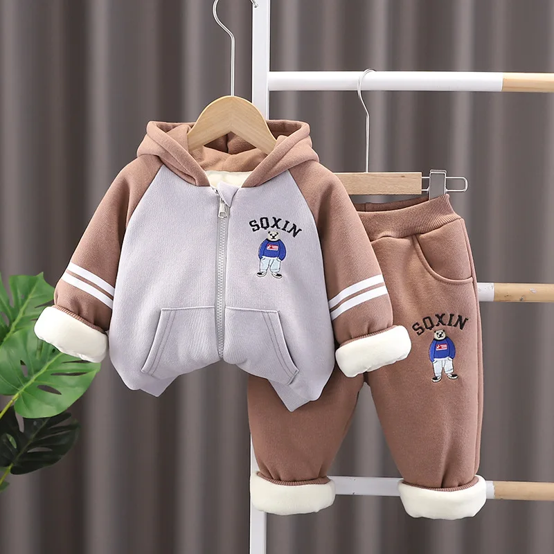 Boys Clothing Sets Winter Children Thick Velvet Coats Pants 2pcs Tracksuits For Baby 1 To 5 Years Old Kids Warm Sports Suit Set
Boys Clothing Sets Winter Children Thick Velvet Coats Pants 2pcs Tracksuits For Baby 1 To 5 Years Old Kids Warm Sports Suit Set