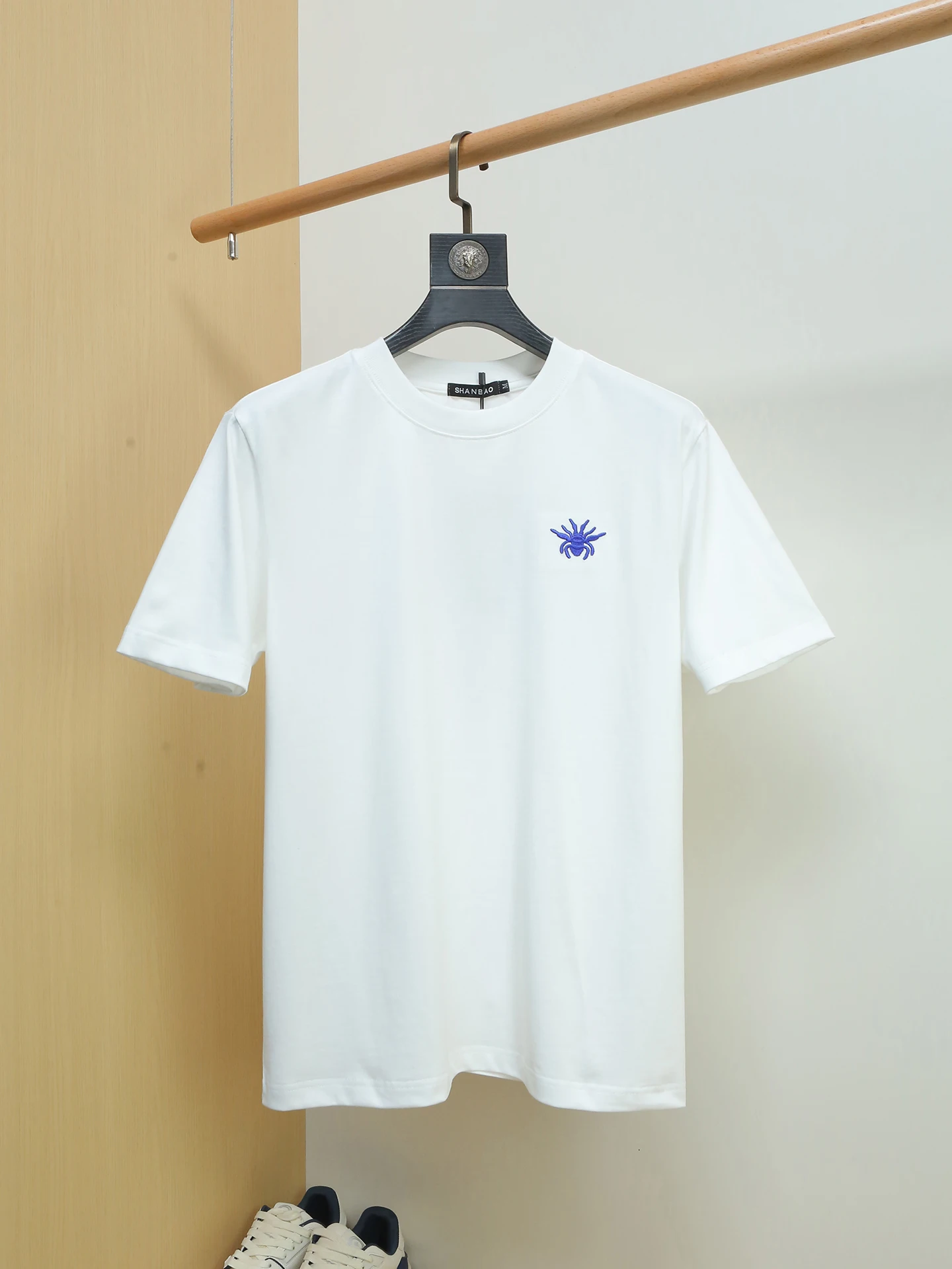 ZhanChao Brand Men's Faion ort Sve T-irt Embroidered Cool Feeling round Ne Slim Fit Summer New Arrival Casual Sle
ZhanChao Brand Men's Faion ort Sve T-irt Embroidered Cool Feeling round Ne Slim Fit Summer New Arrival Casual Sle