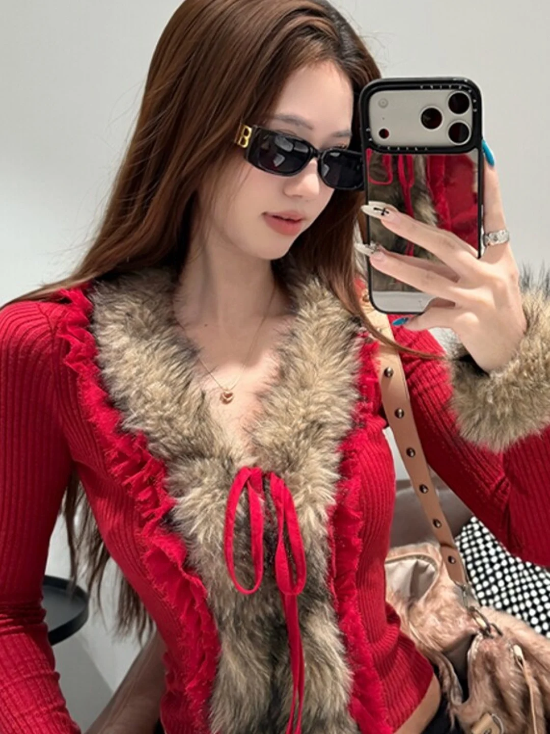 Christmas Atmosphere Fashionable V-Neck Knitted Sweater Women's Autumn Winter Sexy Body Shape Highlighting Base Shirt Inner W...
Christmas Atmosphere Fashionable V-Neck Knitted Sweater Women's Autumn Winter Sexy Body Shape Highlighting Base Shirt Inner W...