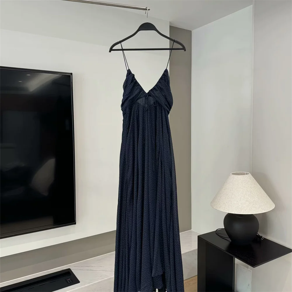 Taop&Za V-neck sleeveless sexy backless summer new women's clothing fashion temperament slim fit polka dot suspender dress
Taop&Za V-neck sleeveless sexy backless summer new women's clothing fashion temperament slim fit polka dot suspender dress