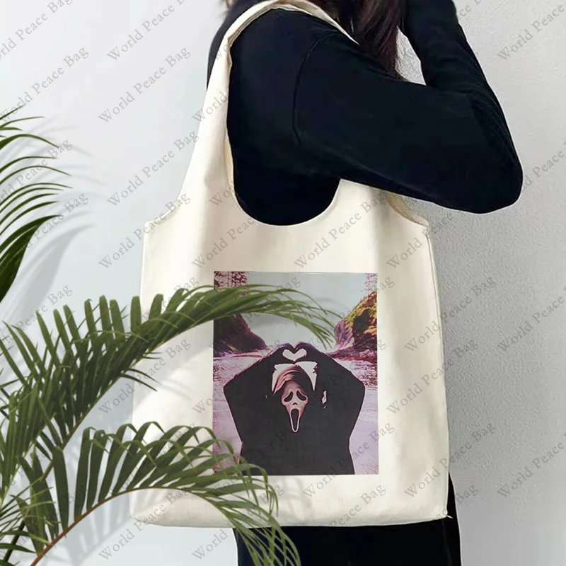 1 pc Ghostface Scream Halloween heart hands pattern Tote Bag Literature Shoulder Bag Illustration Girl Book Bag
1 pc Ghostface Scream Halloween heart hands pattern Tote Bag Literature Shoulder Bag Illustration Girl Book Bag
