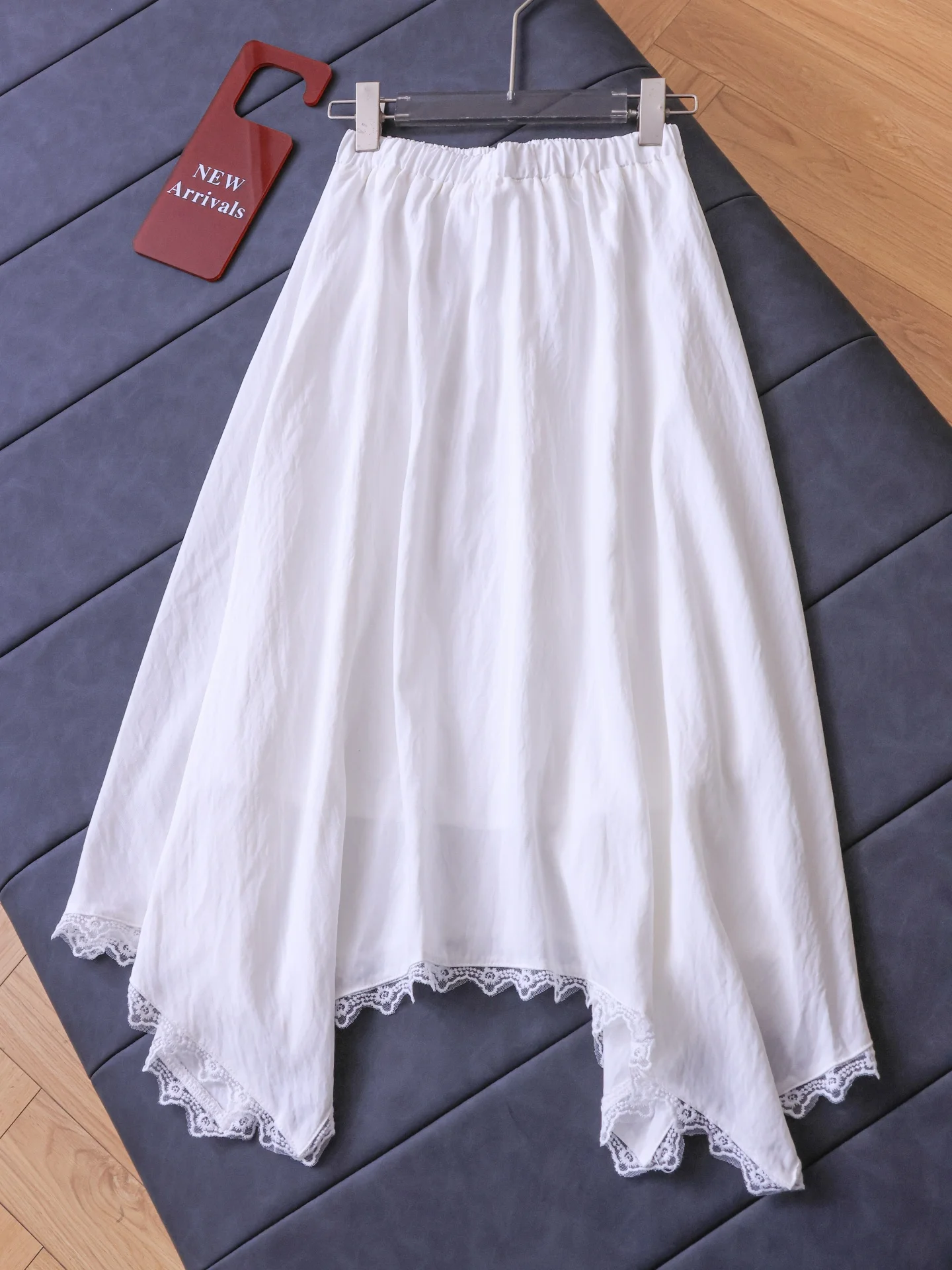 Gentle Wind Irregular Lace Trim A-Line Skirt High Waist Midi Slimming Versatile Women's Half Skirt E791 Polyester Fiber
Gentle Wind Irregular Lace Trim A-Line Skirt High Waist Midi Slimming Versatile Women's Half Skirt E791 Polyester Fiber