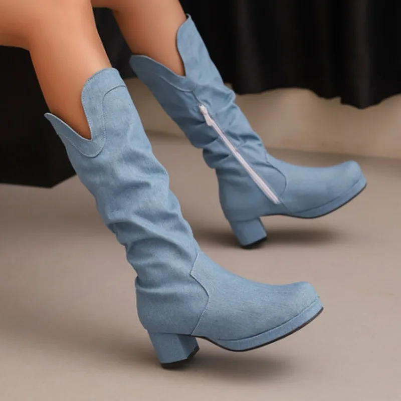 Plus Size Denim Material V-Shaped Boot Mouth Western Boots Zipper Thick Heel Plush Lining Autumn New Women's Mid Length Boots
Plus Size Denim Material V-Shaped Boot Mouth Western Boots Zipper Thick Heel Plush Lining Autumn New Women's Mid Length Boots