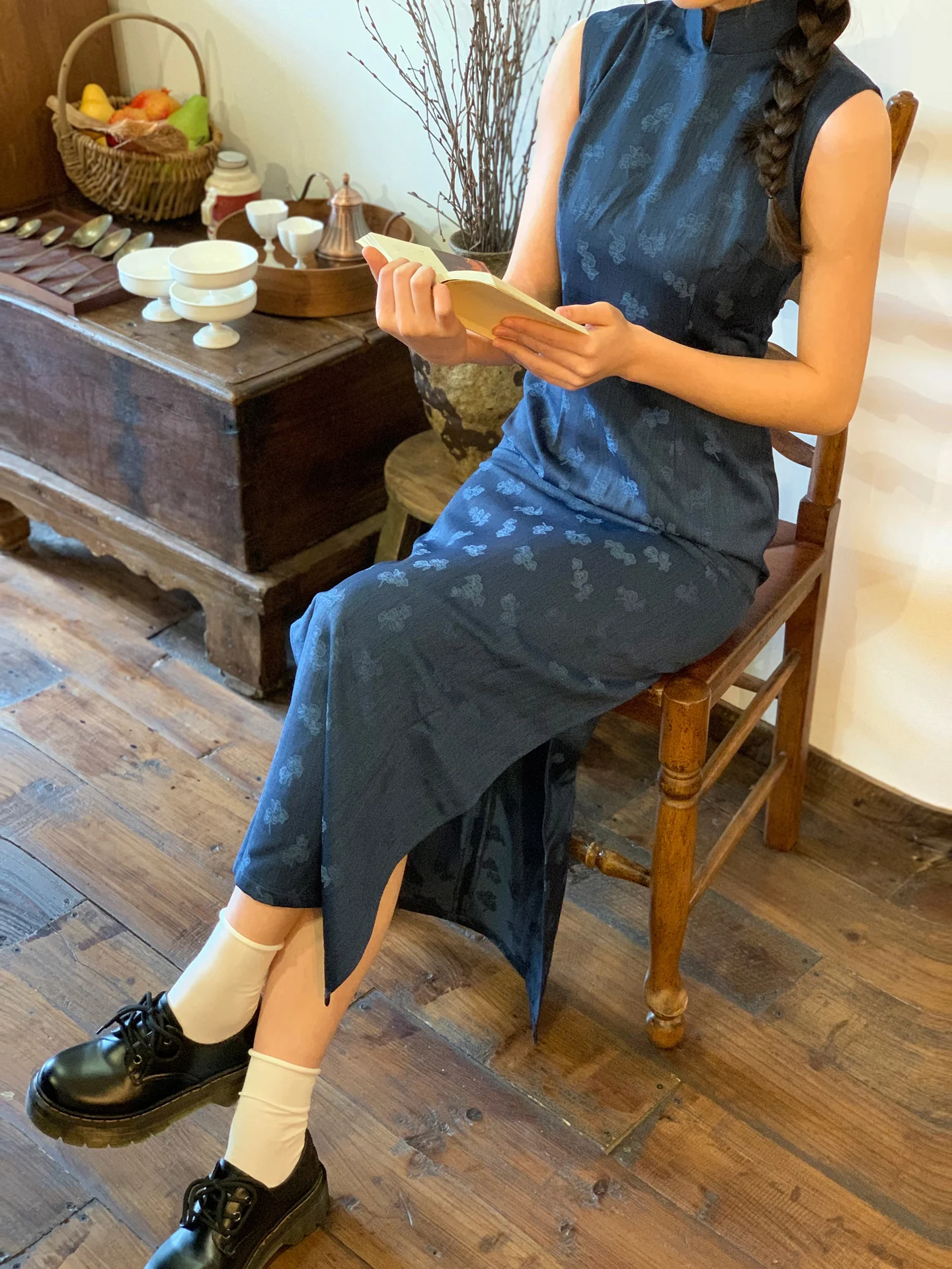 Slimming Rose Qipao Dress Sleeveless Commute Style Women's Long Qipao Vintage Breathable Thin Material Casual Wear
Slimming Rose Qipao Dress Sleeveless Commute Style Women's Long Qipao Vintage Breathable Thin Material Casual Wear