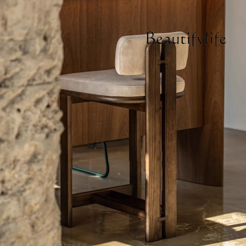 Retro bar counter Modern simple solid wood high stool Bar front desk high chair Medieval home island chair
Retro bar counter Modern simple solid wood high stool Bar front desk high chair Medieval home island chair